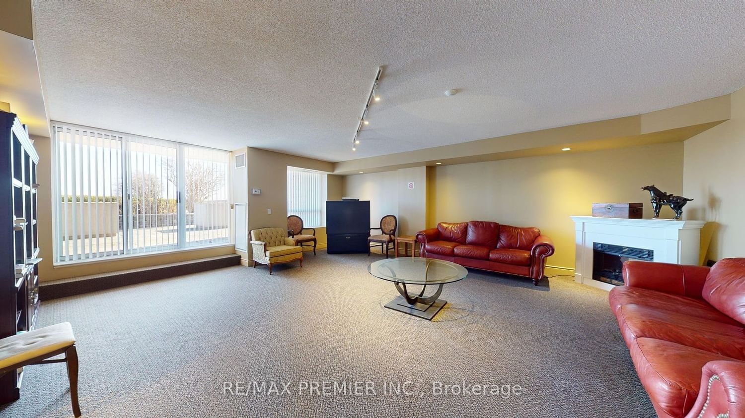 18 Wanless Ave, unit Ph08 for sale - image #34