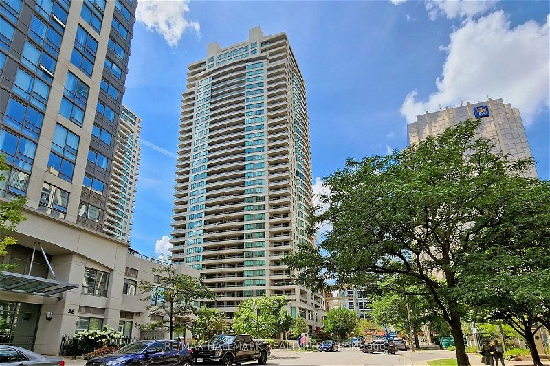 23 Hollywood Ave, unit 1809 for rent - image #1