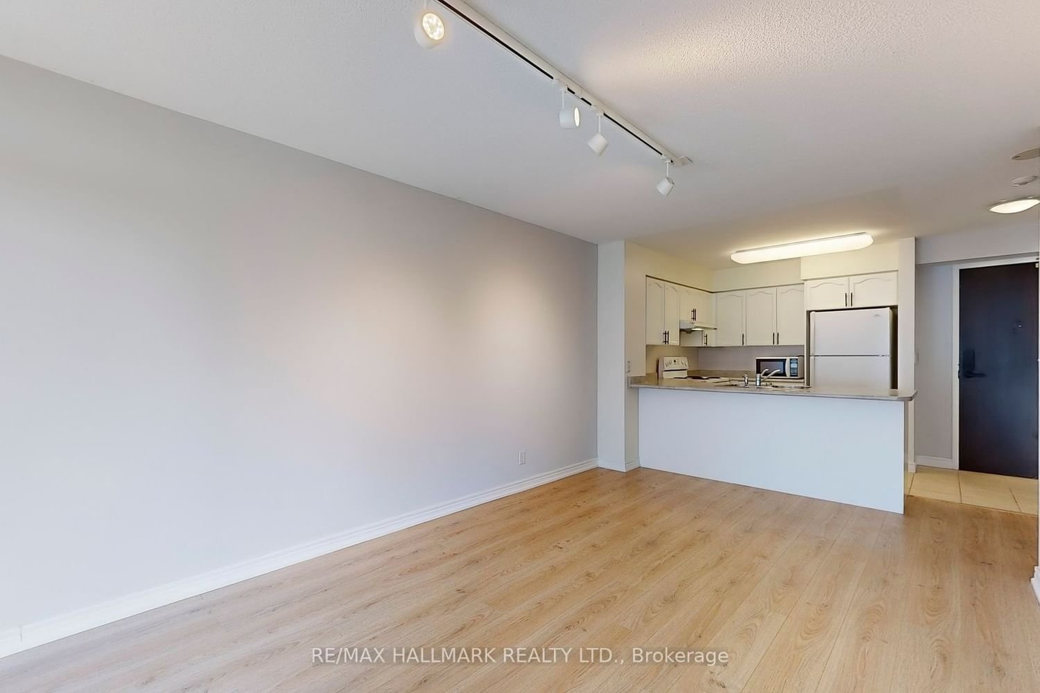 23 Hollywood Ave, unit 1809 for rent - image #16