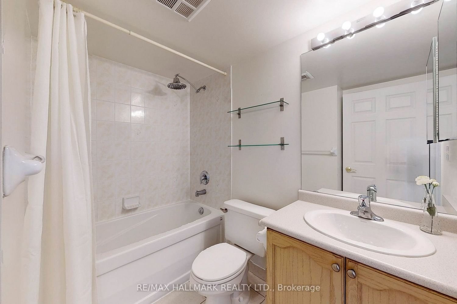 23 Hollywood Ave, unit 1809 for rent - image #23