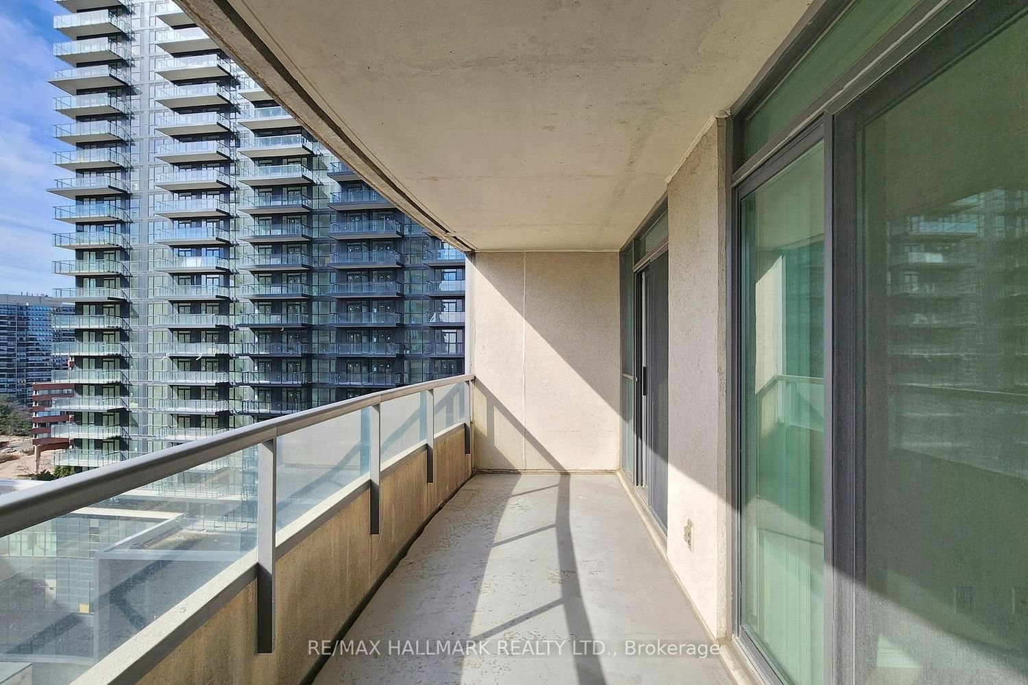 23 Hollywood Ave, unit 1809 for rent - image #30