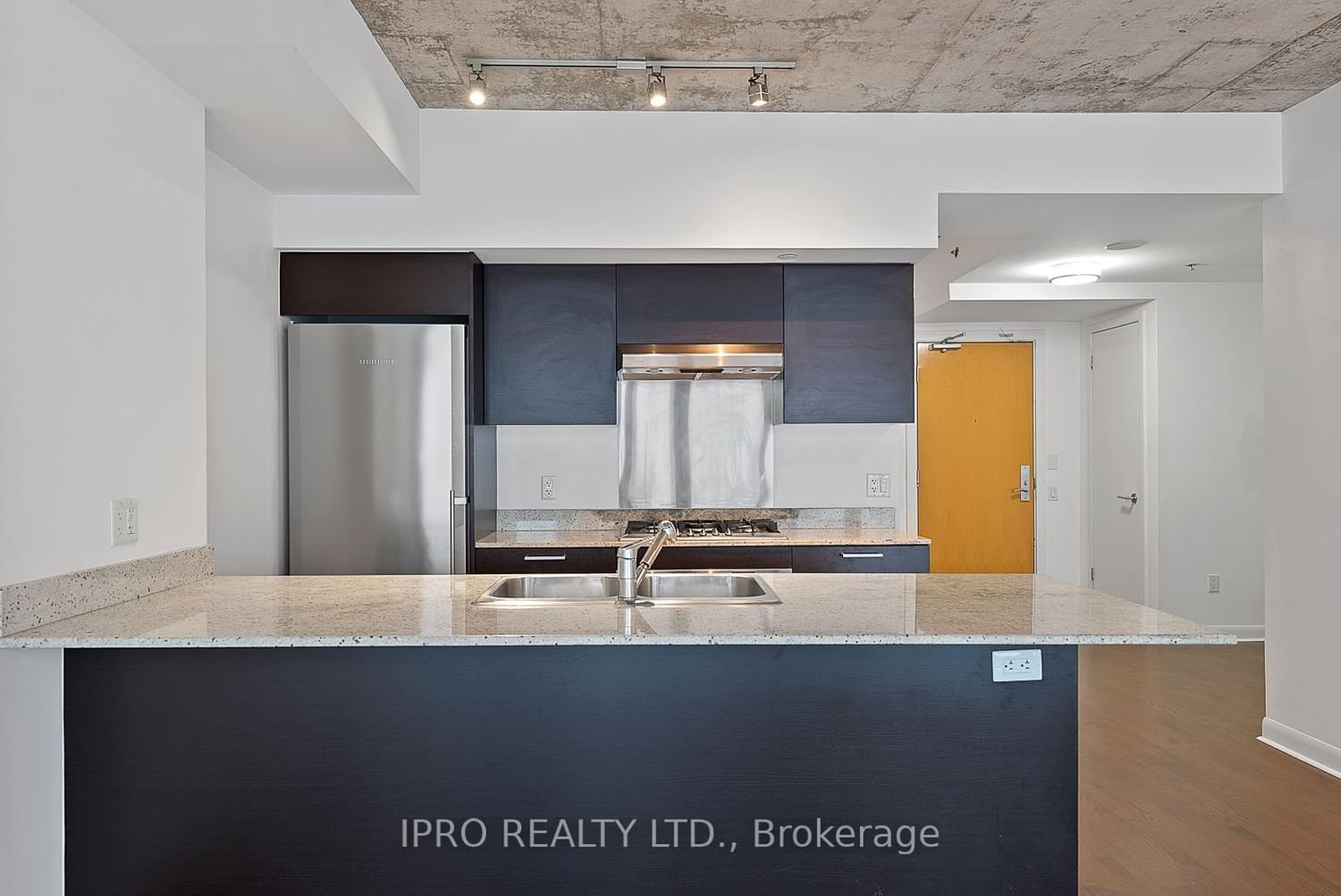 375 King St W, unit 1805 for rent - image #11