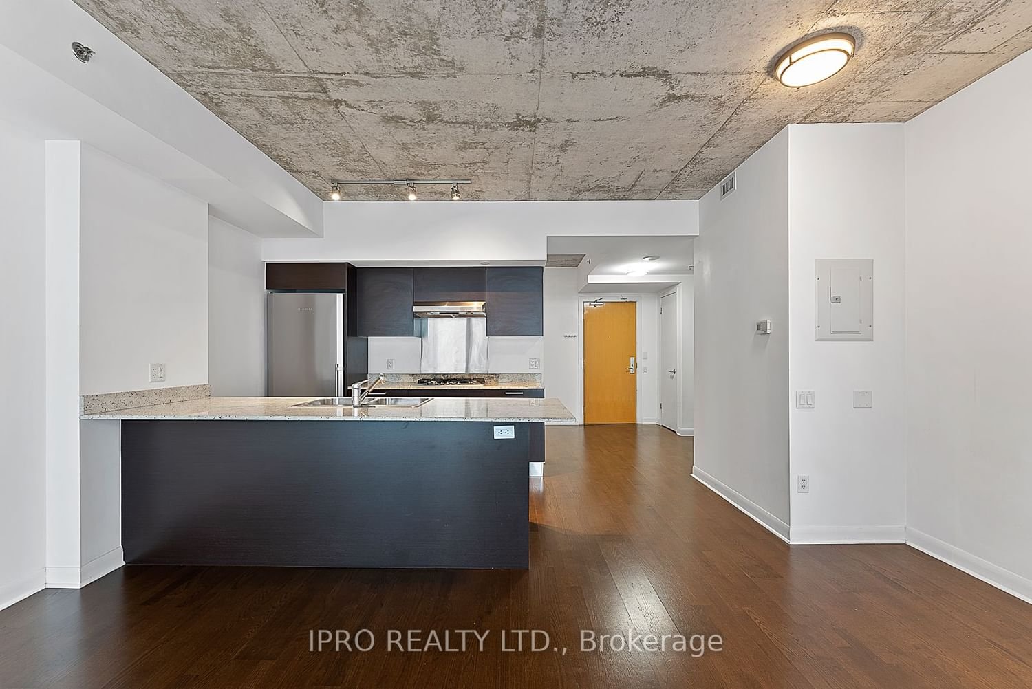 375 King St W, unit 1805 for rent - image #19