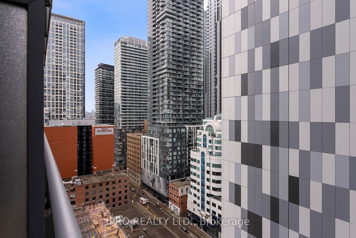 375 King St W, unit 1805 for rent - image #31