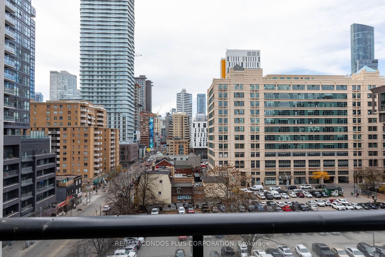 251 Jarvis St, unit 728 for rent - image #14