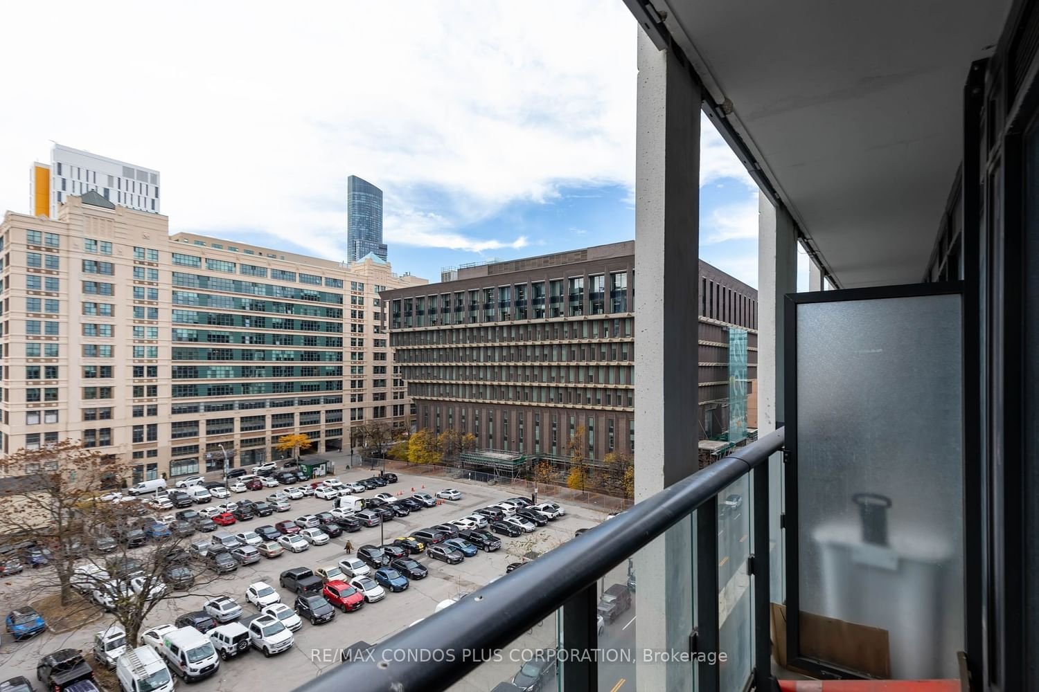 251 Jarvis St, unit 728 for rent - image #15