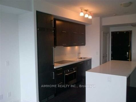 65 St Mary St, unit 1106 for rent - image #5