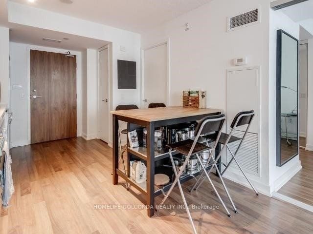 85 Queens Wharf Rd, unit 610 for sale - image #2