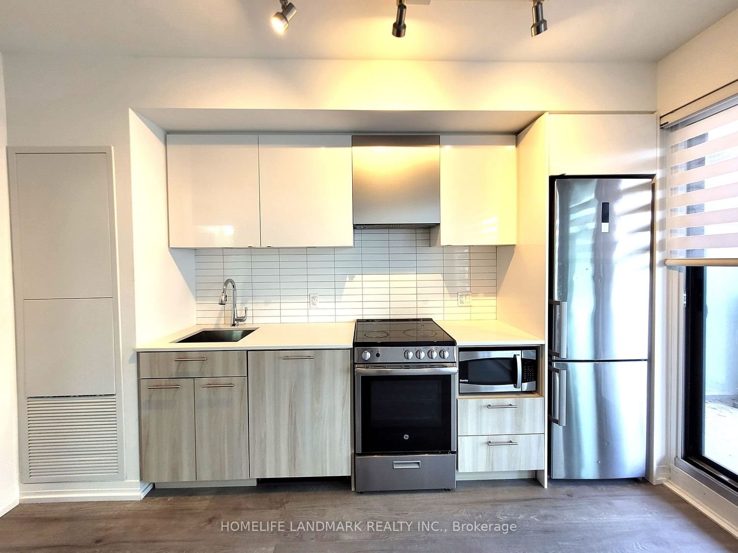 251 Jarvis St, unit 513 for rent - image #15