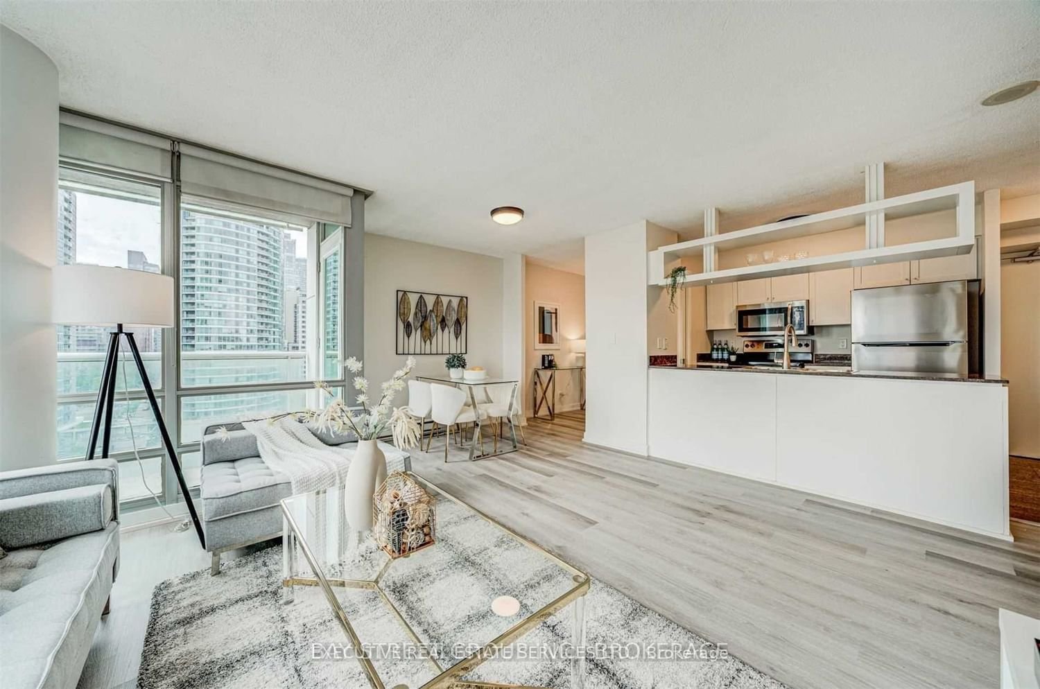 81 Navy Wharf Crt, unit 1208 for rent - image #11