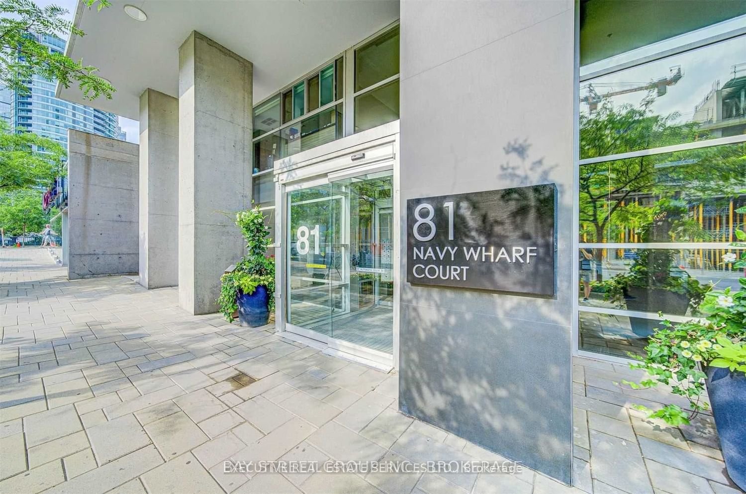 81 Navy Wharf Crt, unit 1208 for rent - image #2