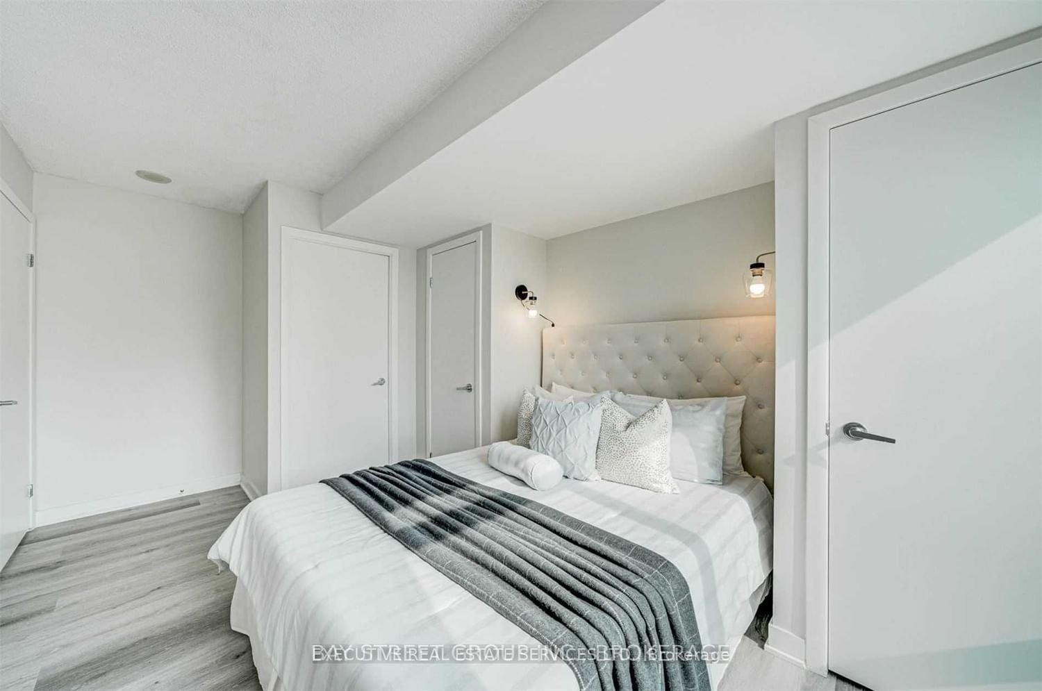 81 Navy Wharf Crt, unit 1208 for rent - image #22