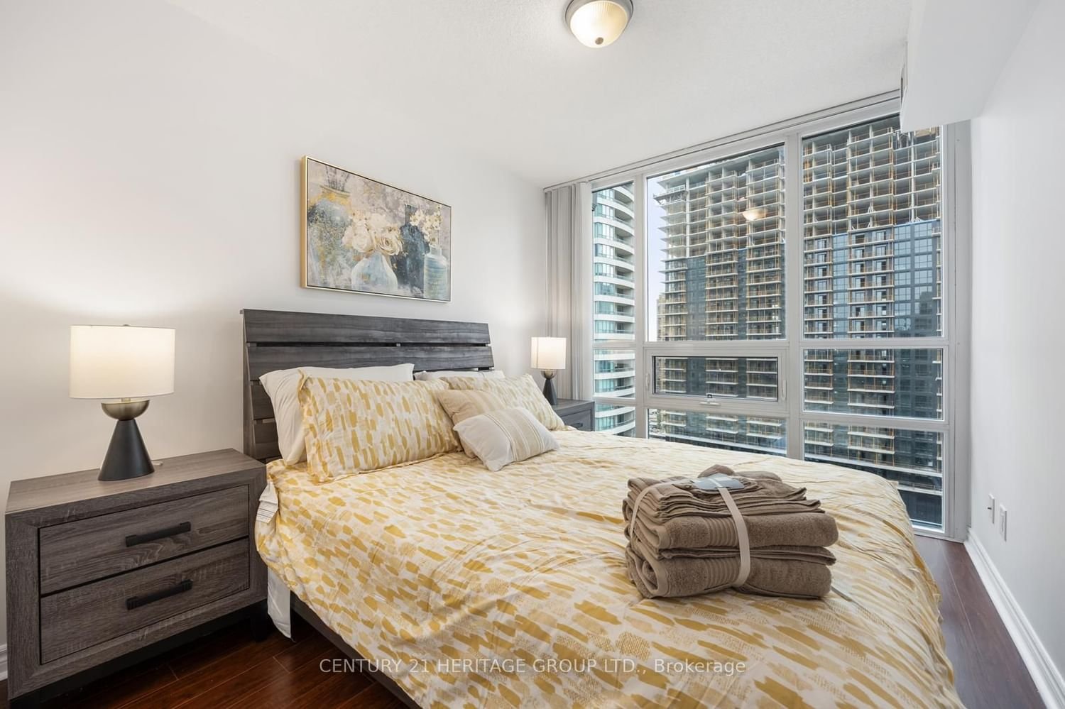 35 Hollywood Ave, unit 2212 for rent - image #7