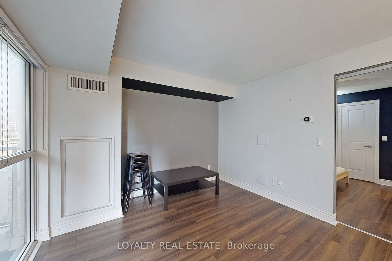 28 Ted Rogers Way, unit 1403 for rent - image #11