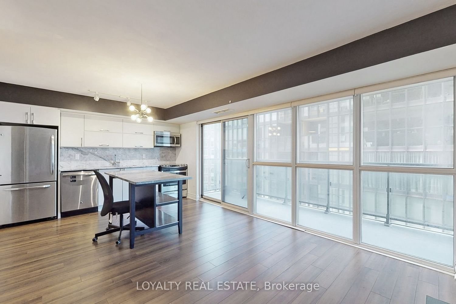 28 Ted Rogers Way, unit 1403 for rent - image #7