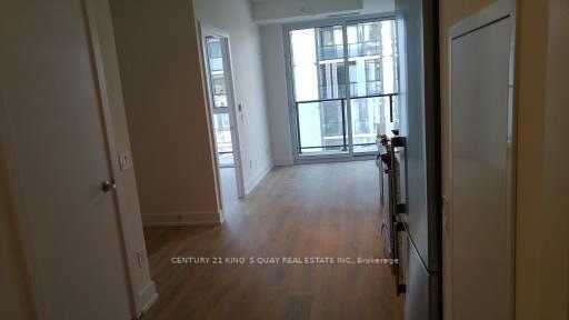 128 Fairview Mall Dr, unit 1410 for rent - image #3
