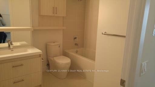 128 Fairview Mall Dr, unit 1410 for rent - image #7