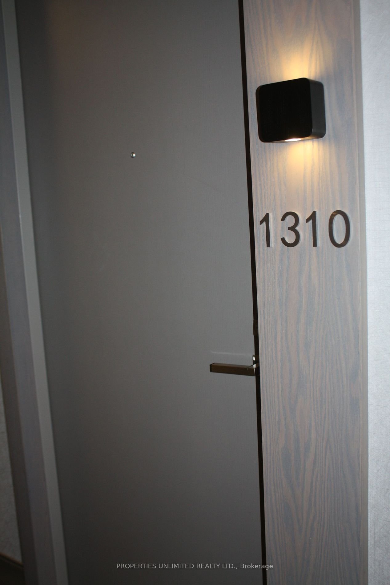 501 St. Clair Ave W, unit 1310 for rent - image #9