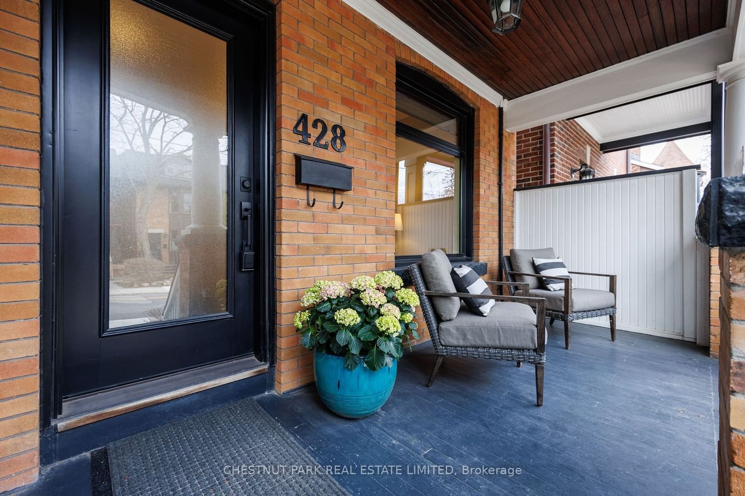 428 Montrose Ave for sale  - image #2