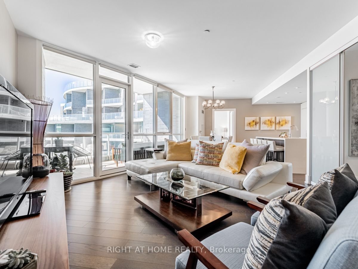 1 Edgewater Dr, unit Ph10 for sale - image #26