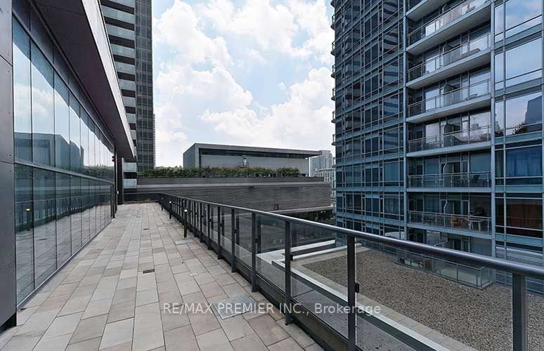 295 Adelaide St W, unit 4010 for sale - image #23