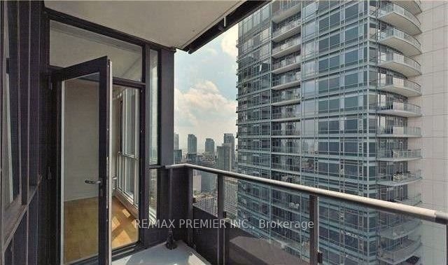 295 Adelaide St W, unit 4010 for sale - image #37