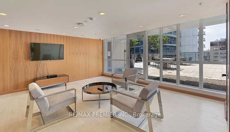 295 Adelaide St W, unit 4010 for sale - image #4