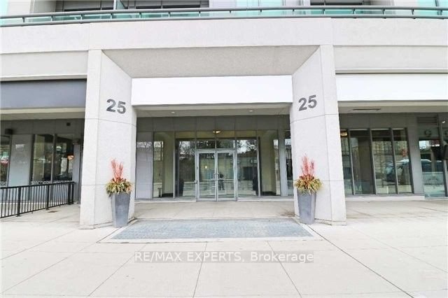 25 Lower Simcoe St, unit 728 for sale - image #1