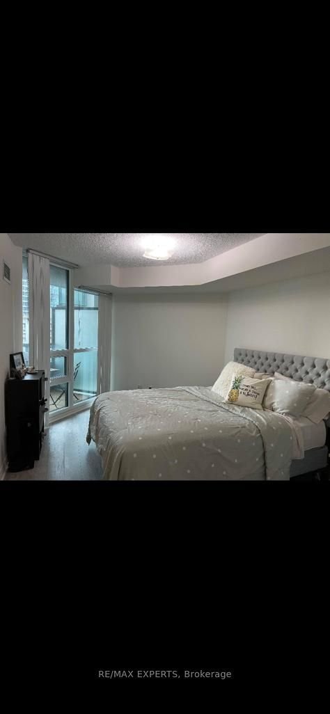 25 Lower Simcoe St, unit 728 for sale - image #8
