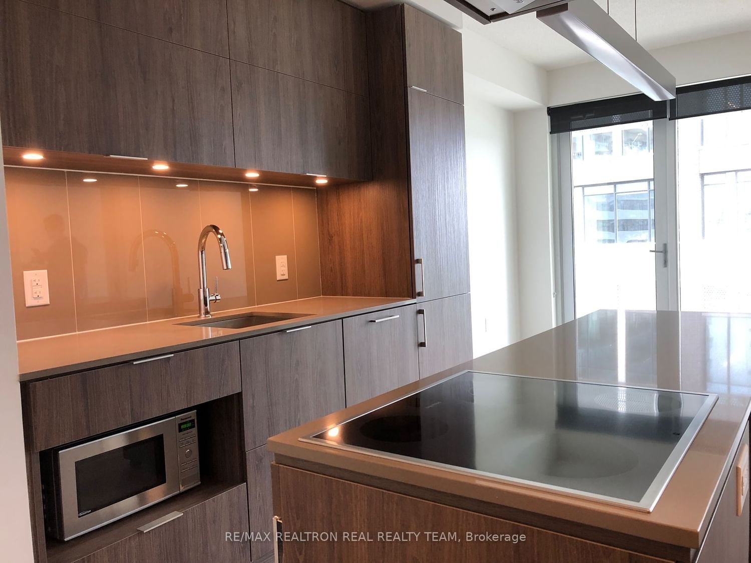 15 Lower Jarvis St, unit 604 for rent - image #4