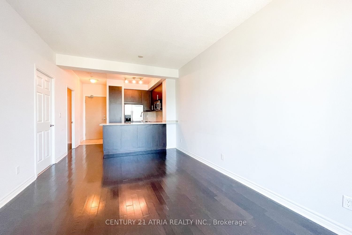 18 Holmes Ave, unit 1907 for rent - image #10