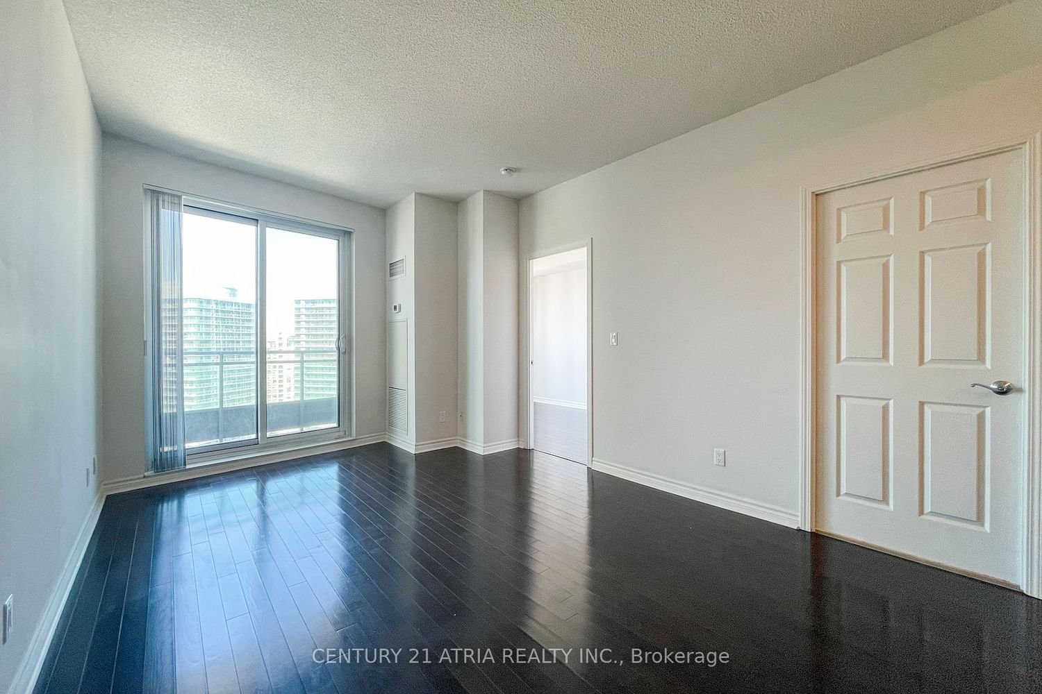 18 Holmes Ave, unit 1907 for rent - image #8