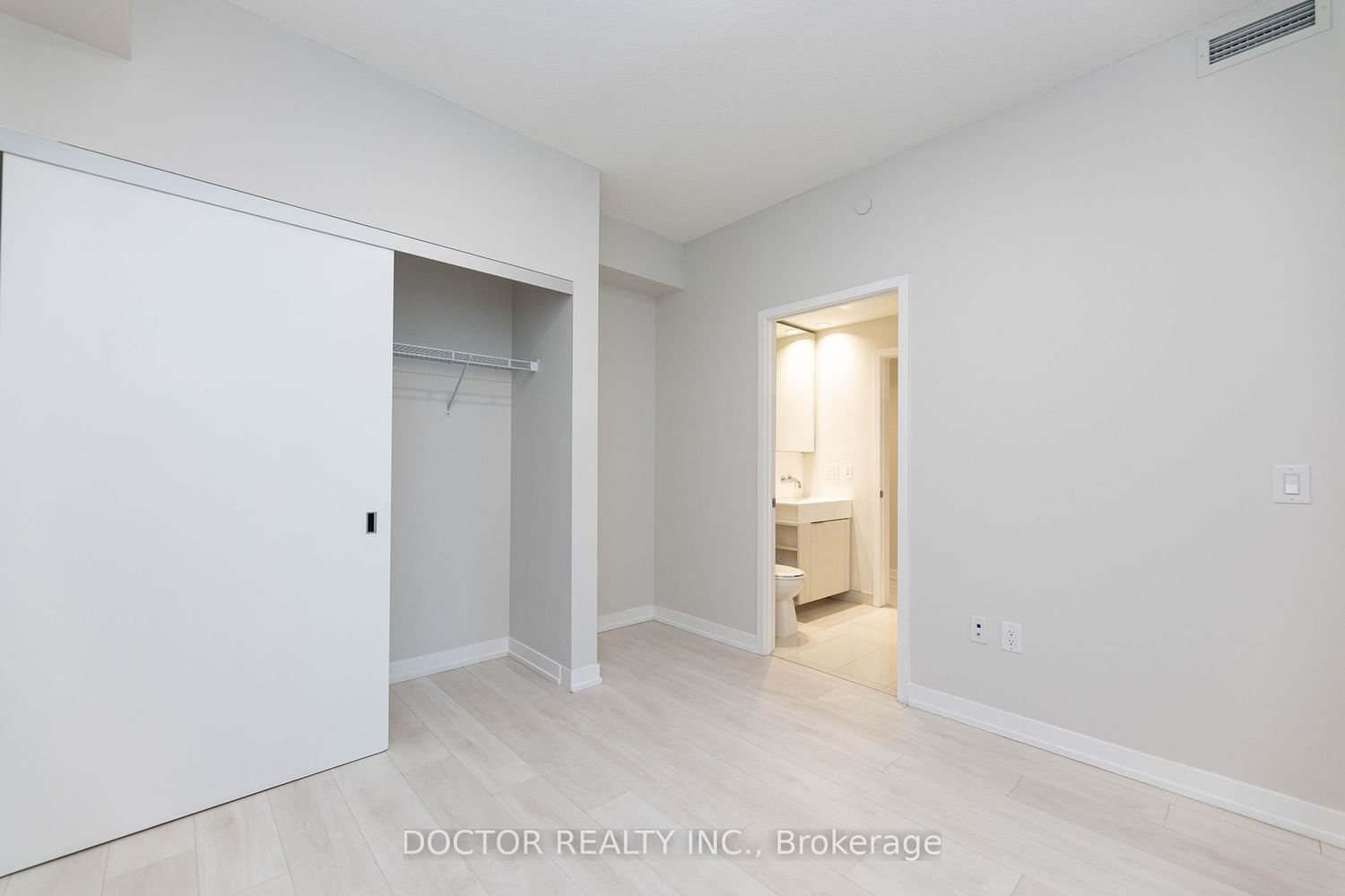 15 Lower Jarvis St, unit 507 for sale - image #15