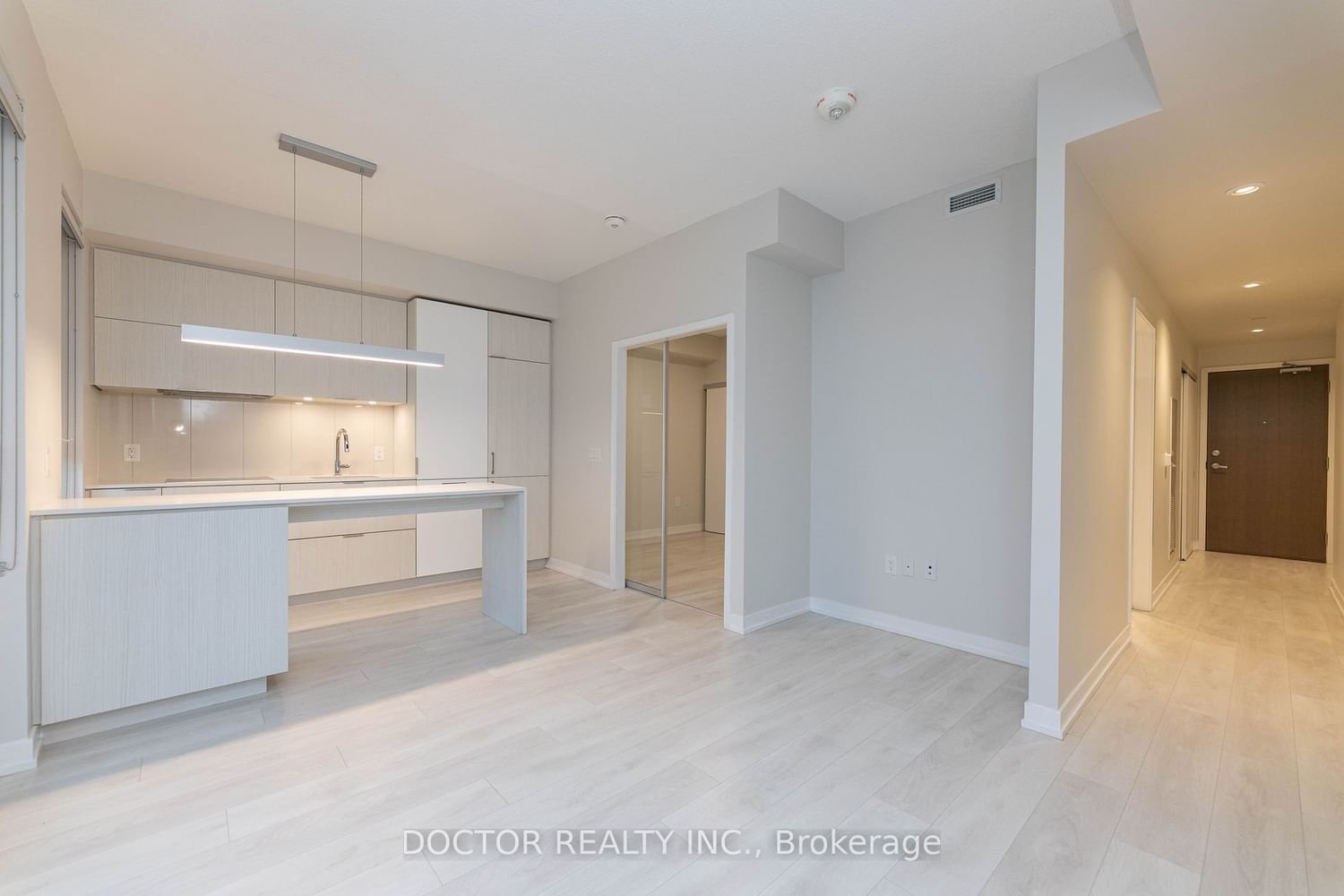15 Lower Jarvis St, unit 507 for sale - image #8