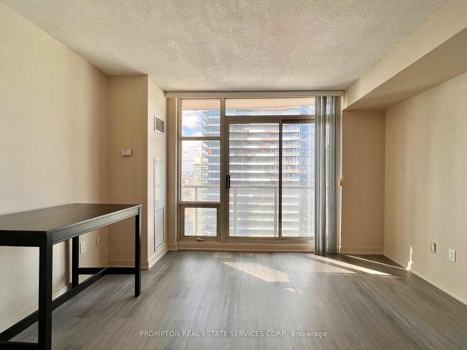 10 Navy Wharf Crt, unit 3705 for rent - image #4