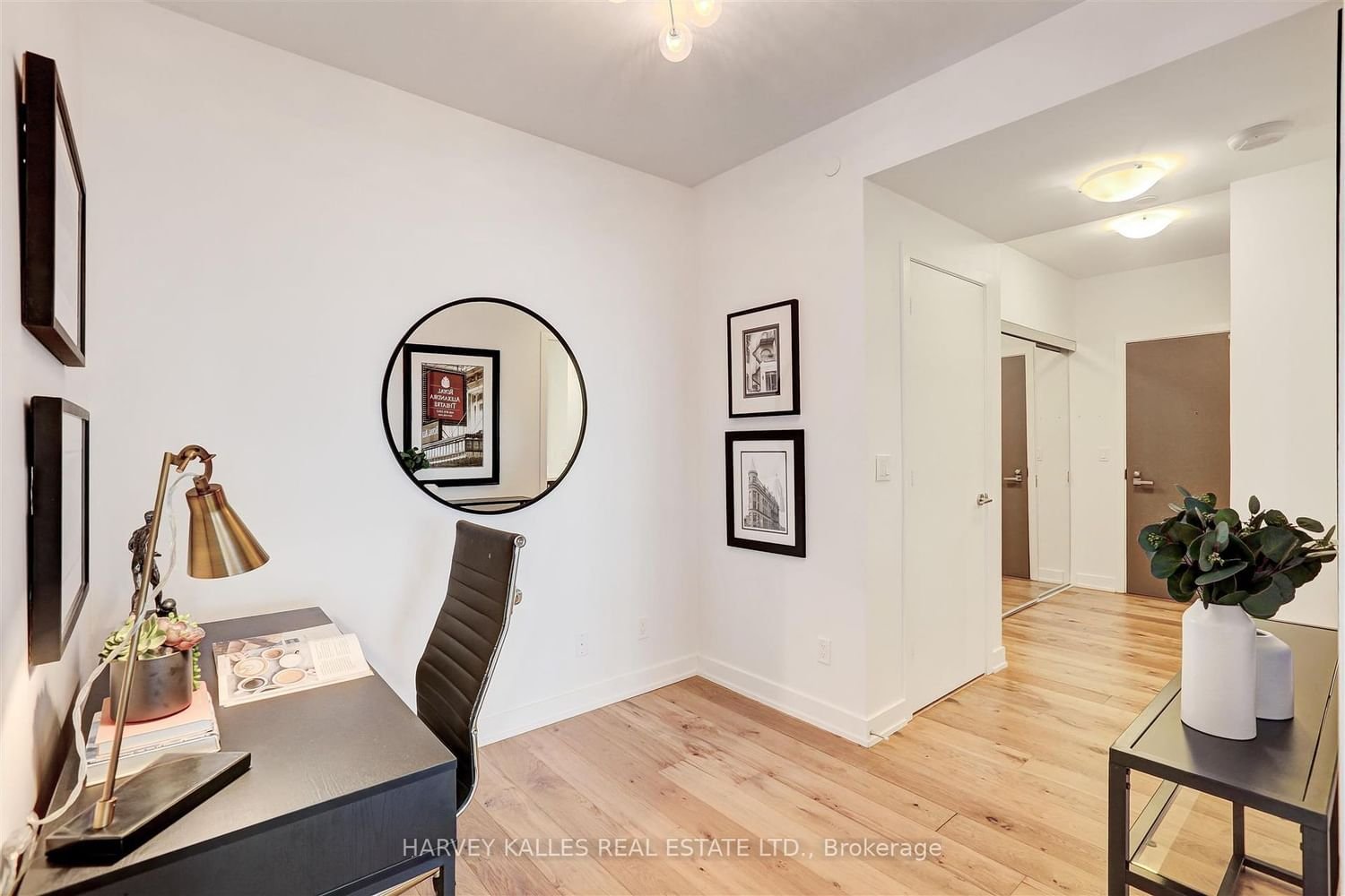 501 St Clair Ave W, unit 1905 for rent - image #31