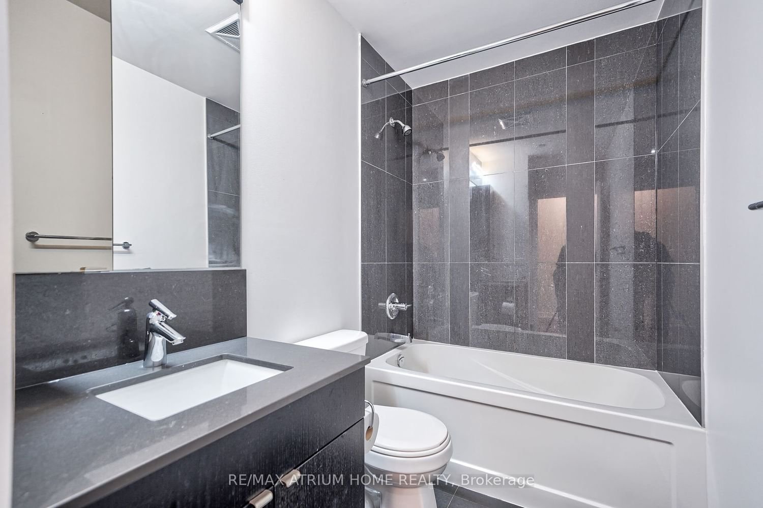 89 Dunfield Ave, unit 609 for sale - image #26