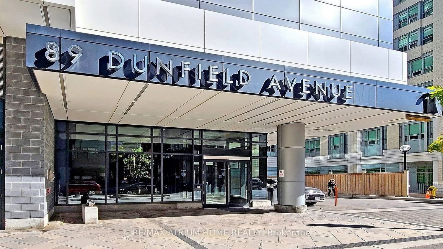 89 Dunfield Ave, unit 609 for sale - image #4