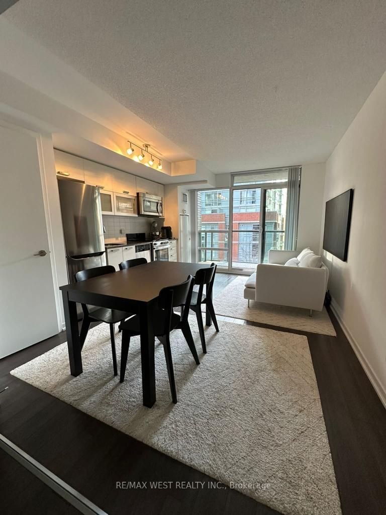 68 Abell St, unit 512 for rent - image #1
