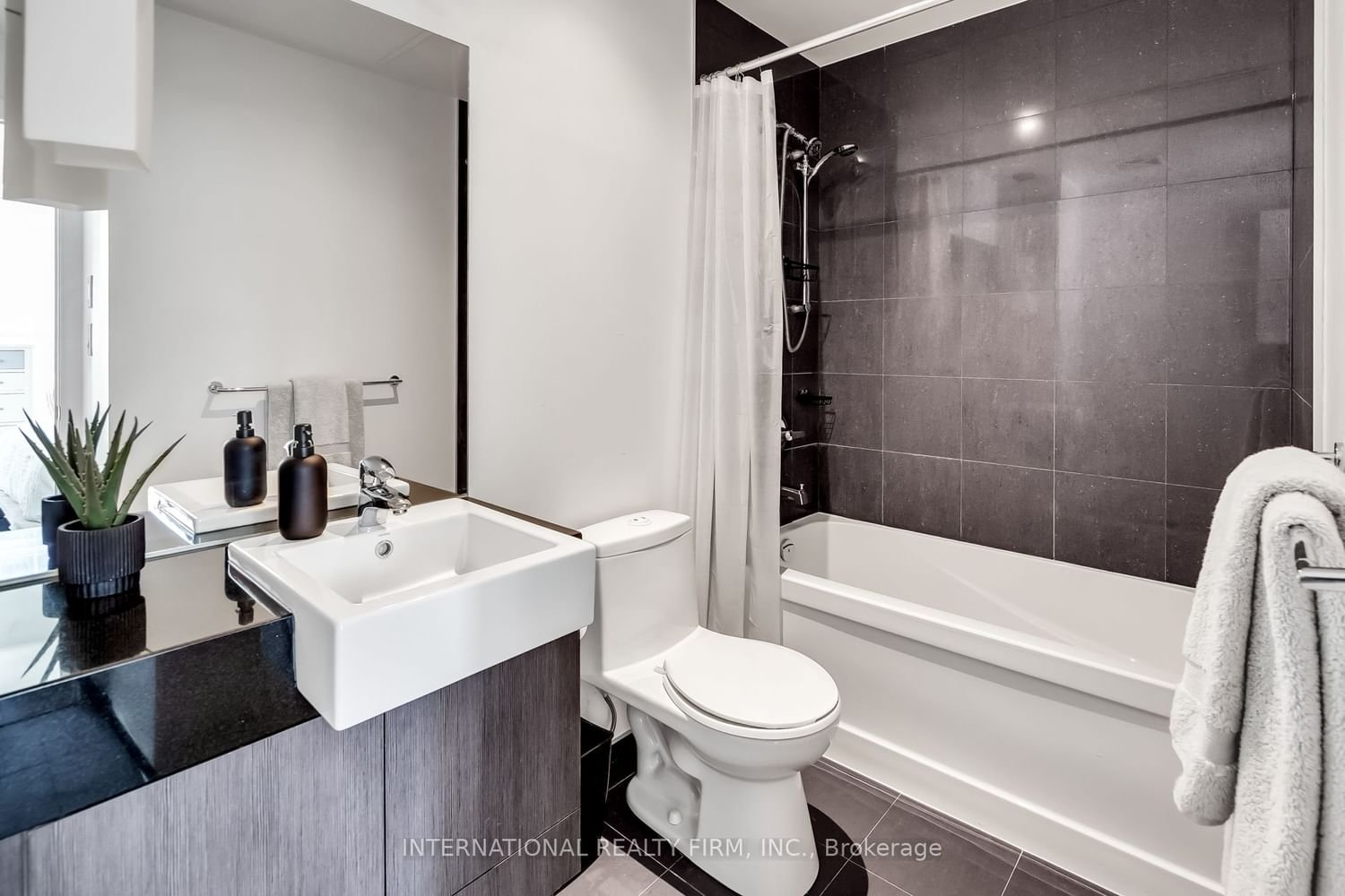8 The Esplanade Ave, unit 2302 for sale - image #27