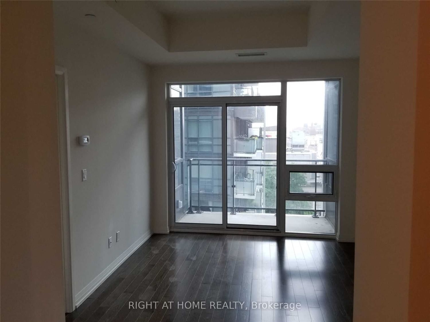 460 Adelaide St E, unit 820 for sale - image #7