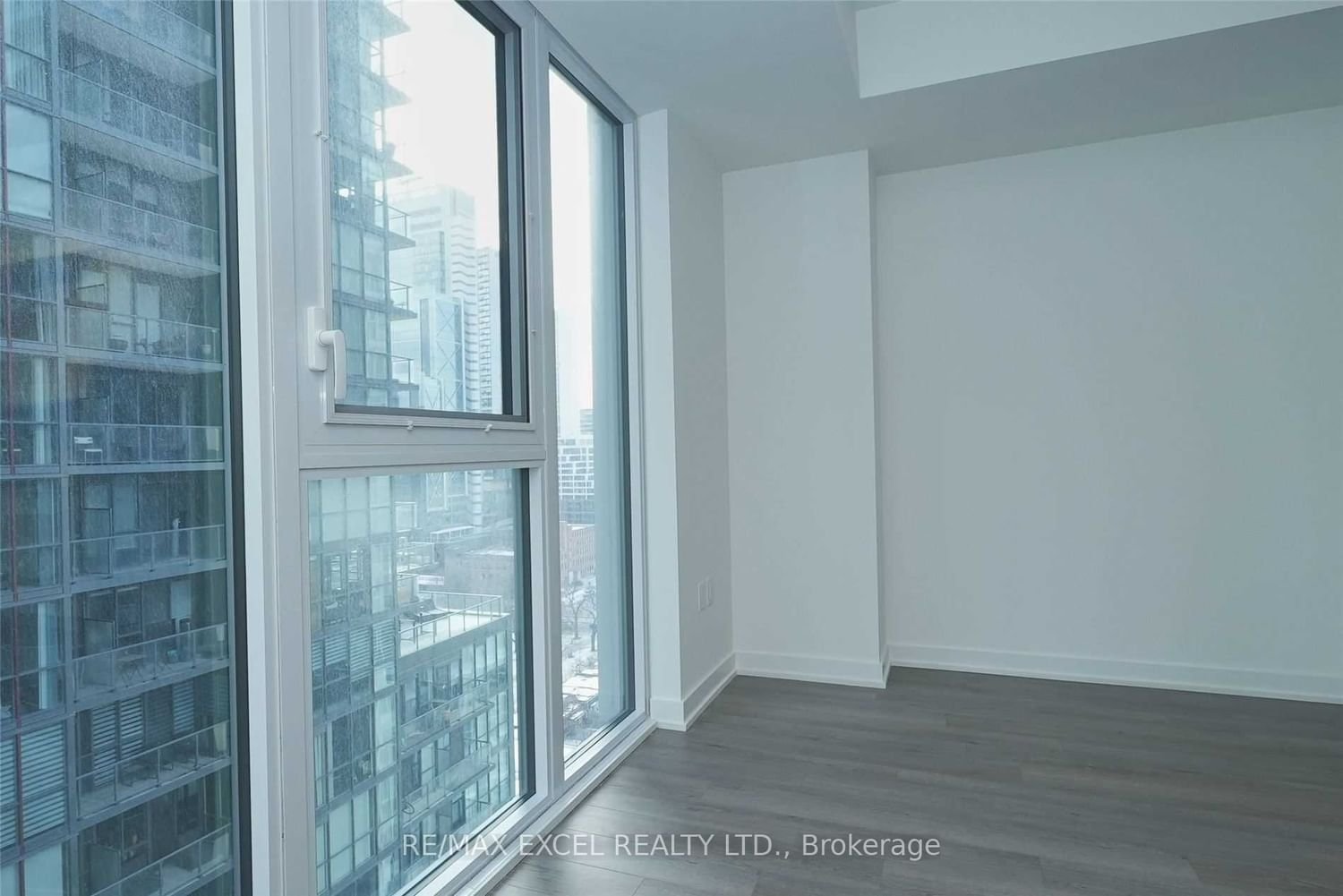 357 King St W, unit 1509 for rent - image #14