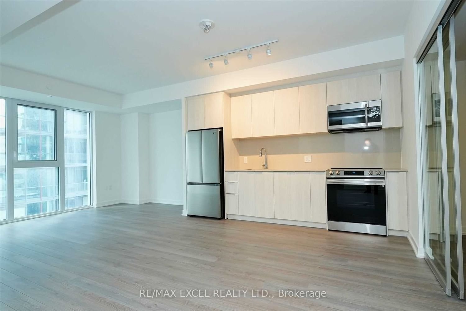 357 King St W, unit 1509 for rent - image #4