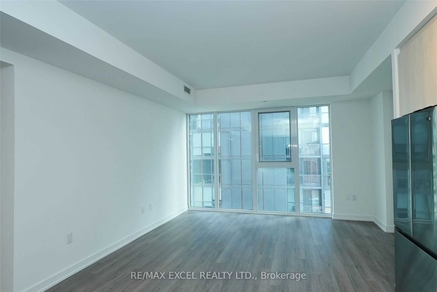 357 King St W, unit 1509 for rent - image #5