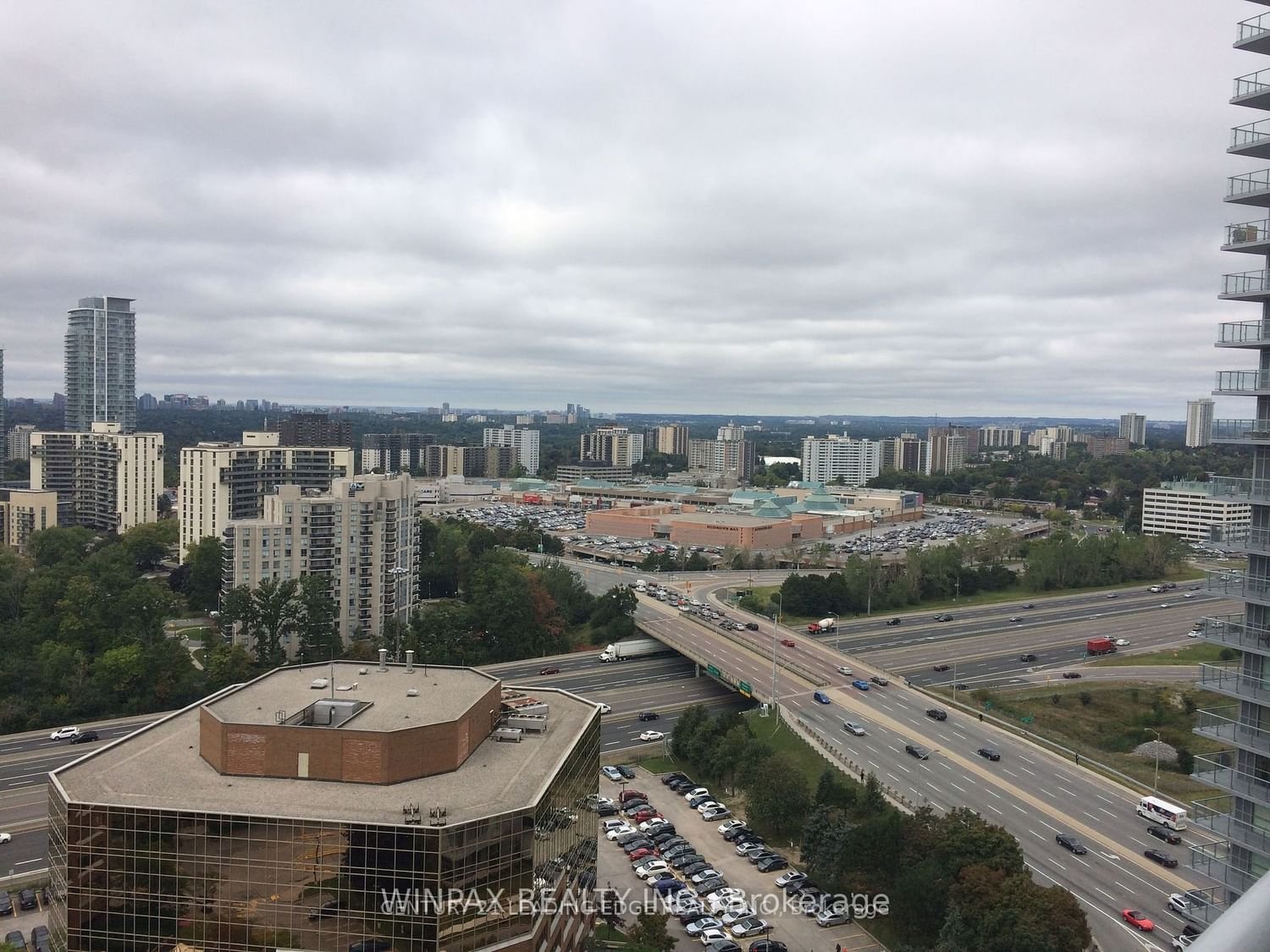 275 Yorkland Rd, unit 2812 for rent - image #6