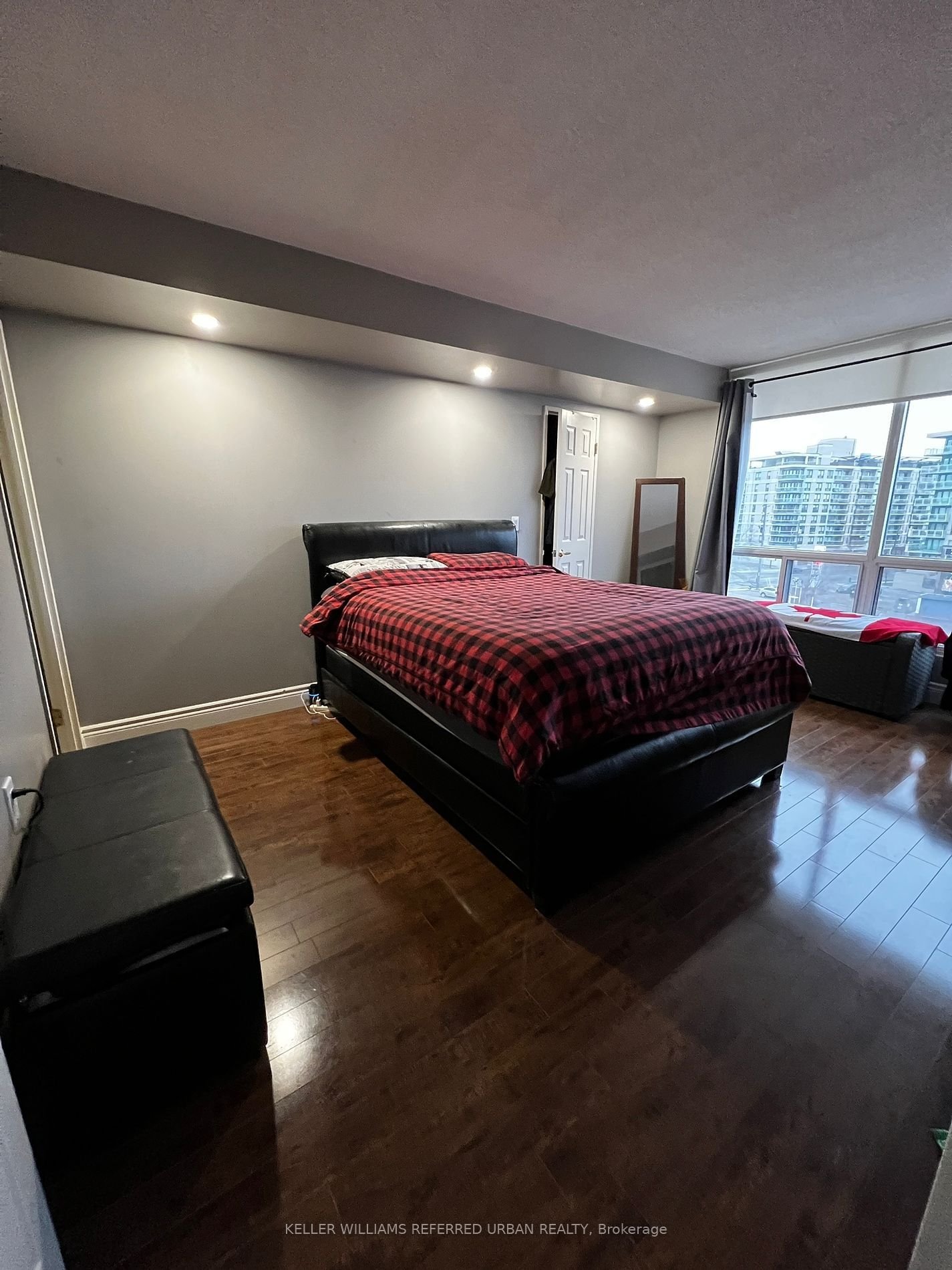 906 Sheppard Ave W, unit 510 for rent - image #6