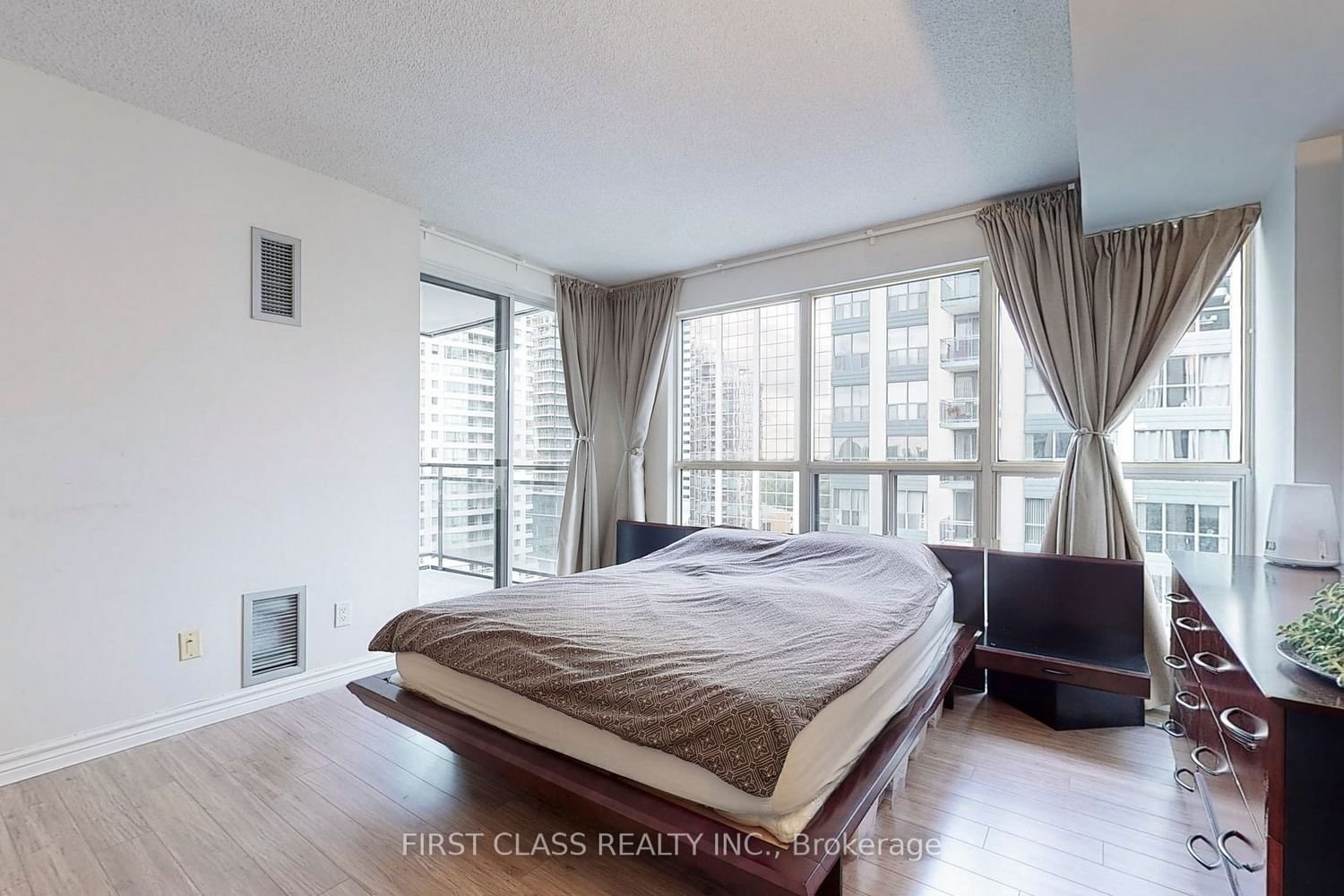 28 Hollywood Ave, unit 1409 for sale - image #15