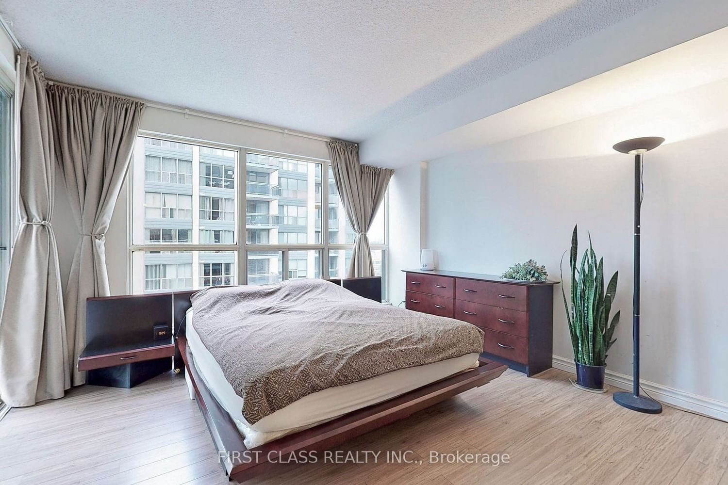 28 Hollywood Ave, unit 1409 for sale - image #16