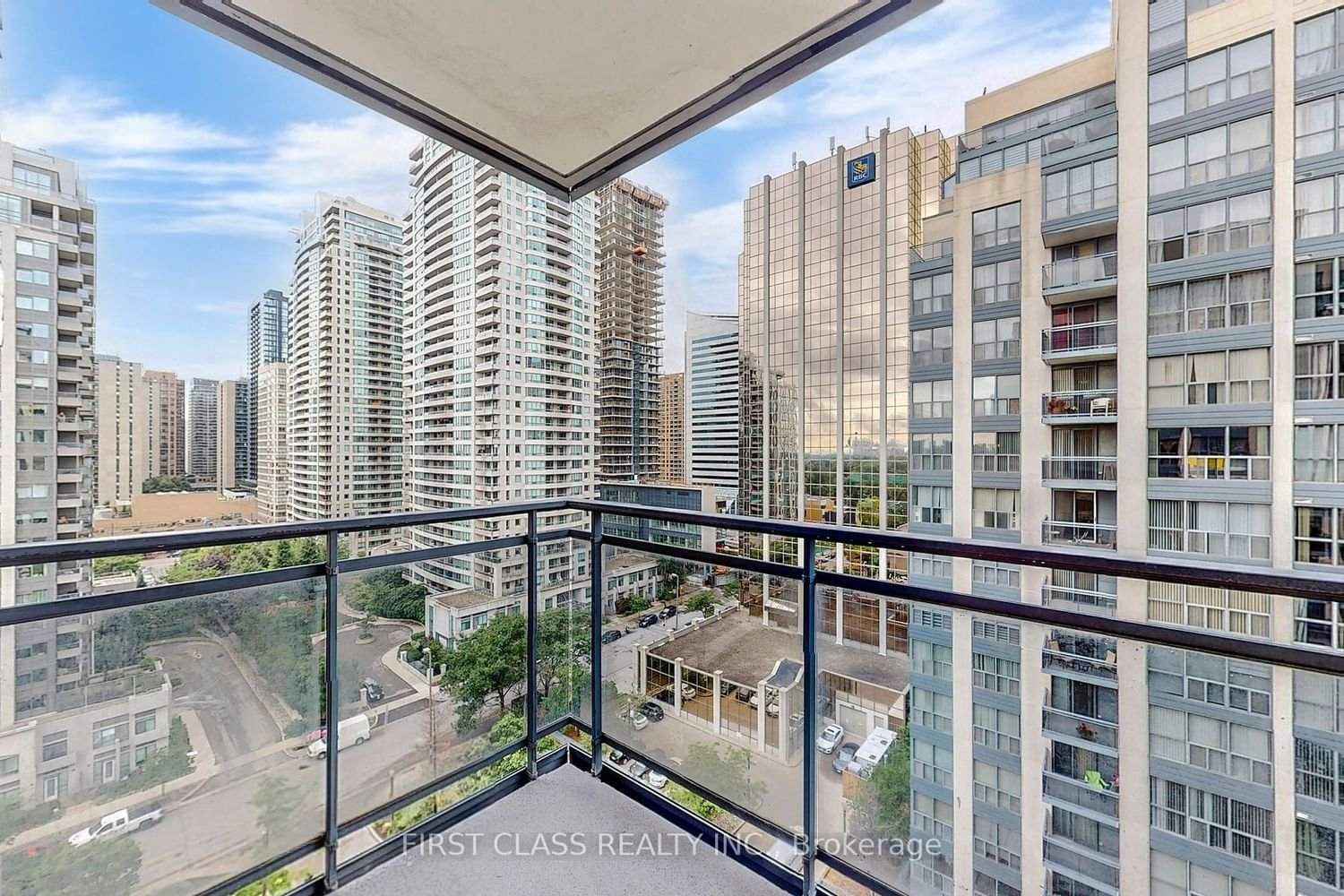 28 Hollywood Ave, unit 1409 for sale - image #25