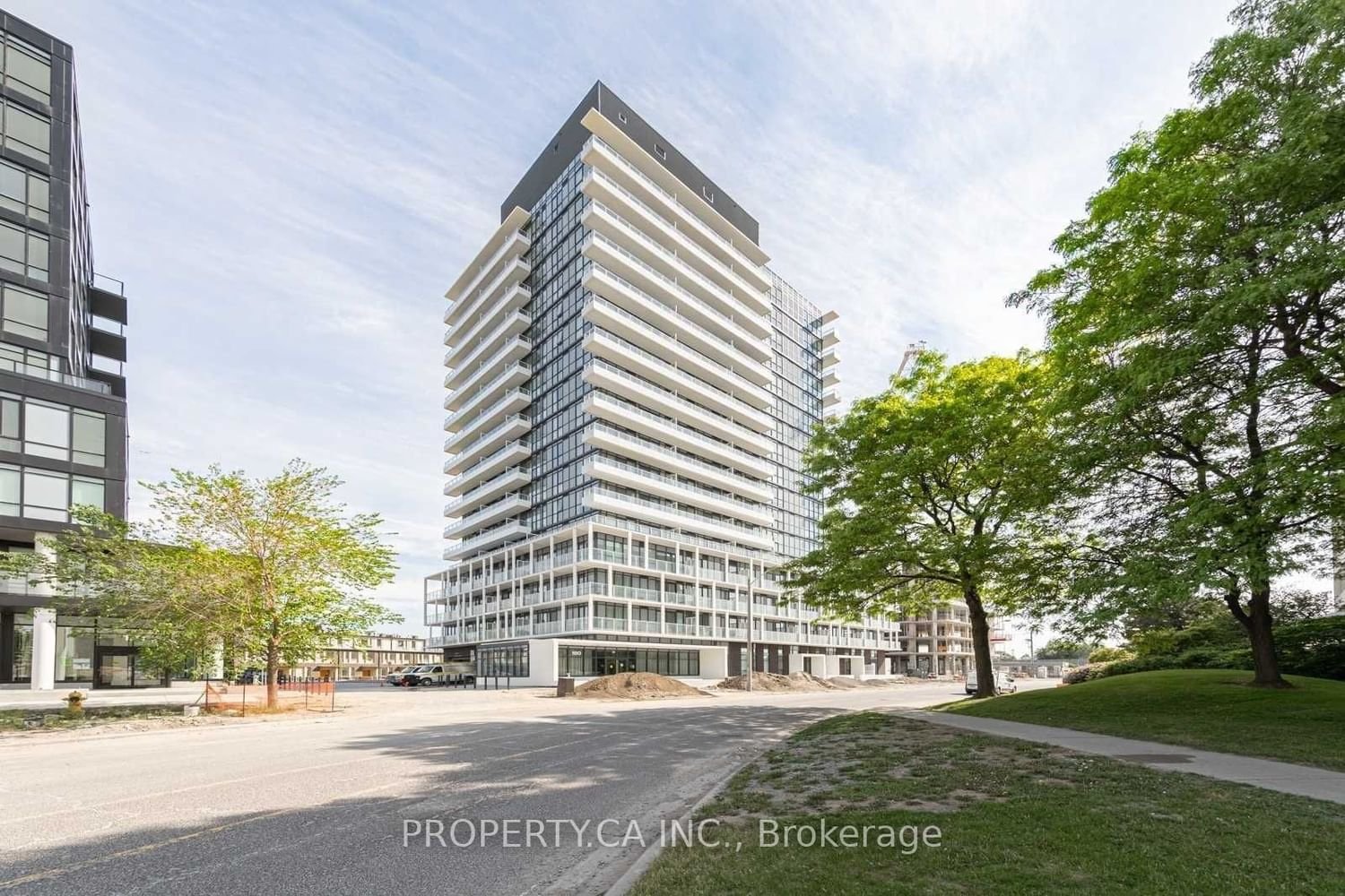 180 Fairview Mall Dr, unit 101 for sale - image #1
